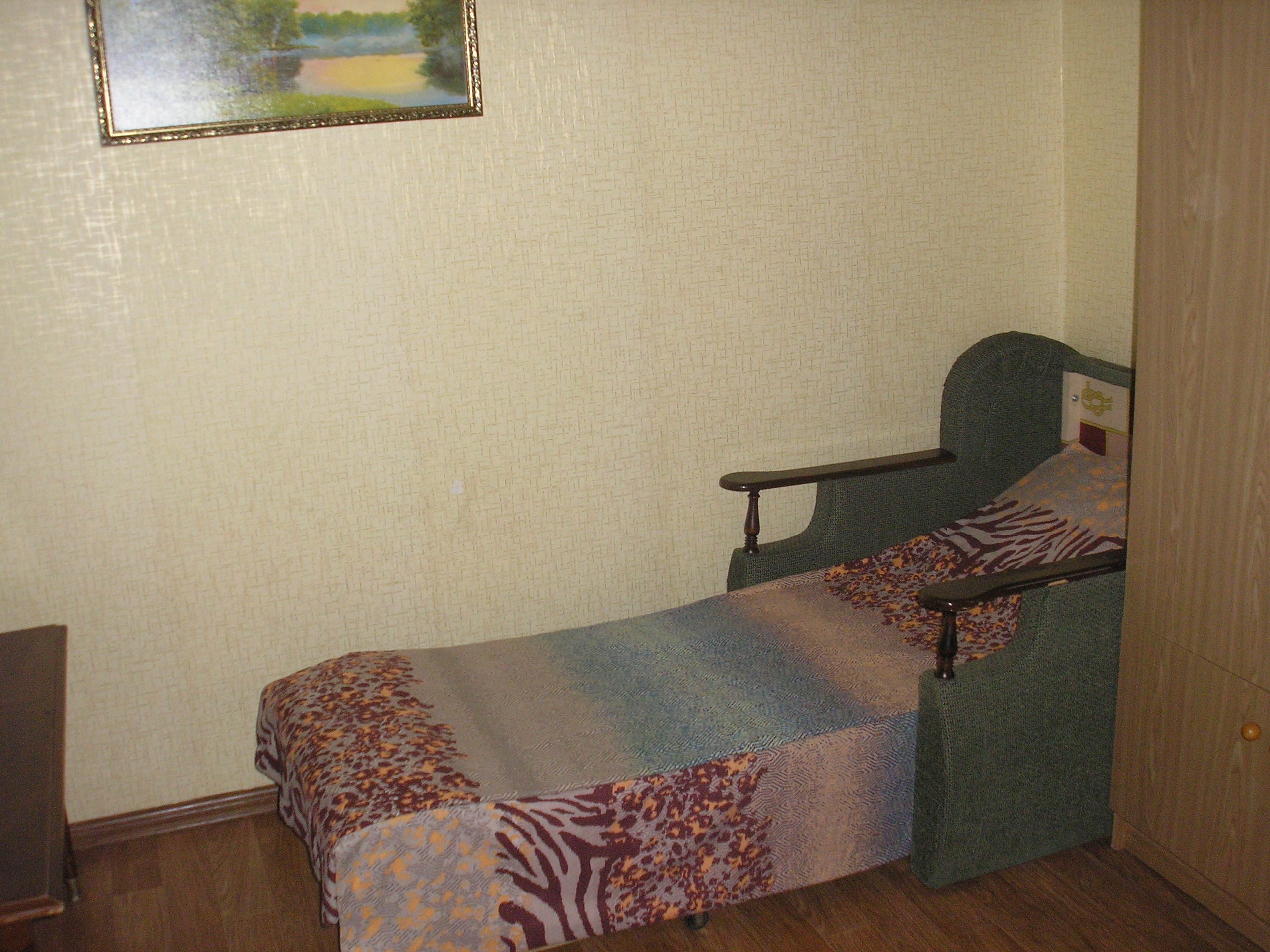 Квартира посуточно | помесячно на Пл. Бакинских комиссаров - фотография