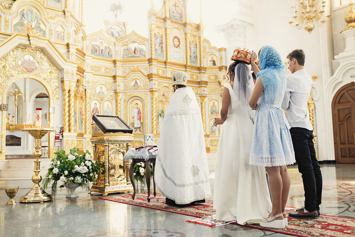 Платья венчания церкви