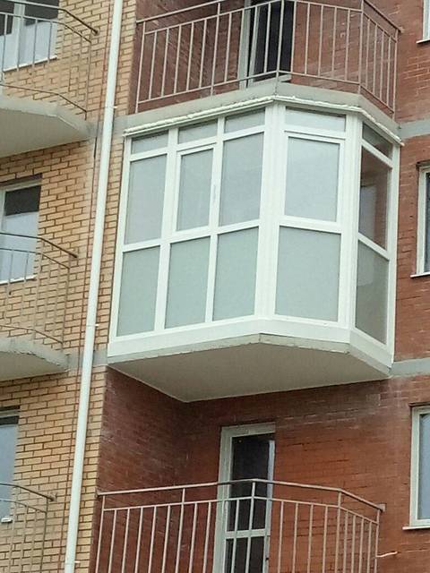 Металопластикові вікна, балкони, лоджії. Французькі балкони. - фотография