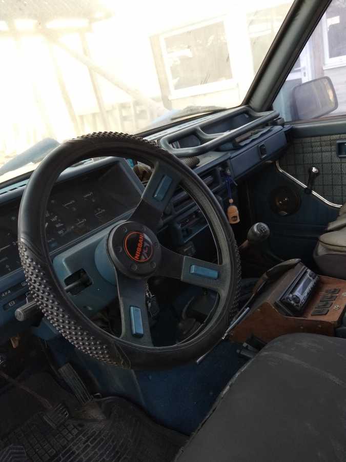 Nissan Patrol 1984 продам  - фотография